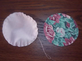 make pillows with a running stitch